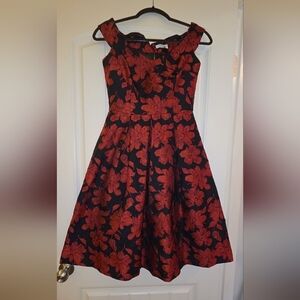 Calvin Klein Black and Red Floral Jaquard Mini Dress - Excellent Condition - S 2
